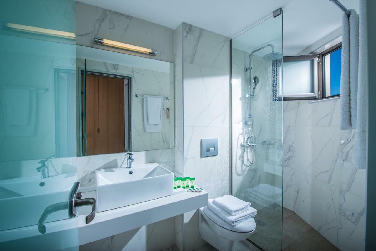 Paralia Kourna Cretan Beach Resort (Adults Only) מראה חיצוני תמונה
